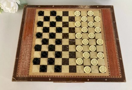 22⚜️ Ancien Jeu de Société Jeu de Petits Chevaux, & Jeu de Dames Garnier Complet