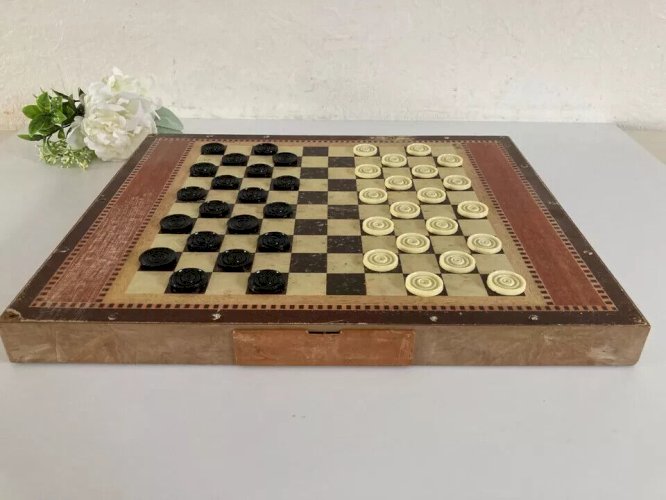 22⚜️ Ancien Jeu de Société Jeu de Petits Chevaux, & Jeu de Dames Garnier Complet