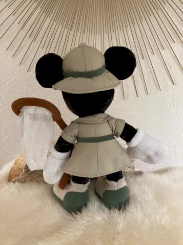 22 ⚜️  Peluche Doudou Minnie Chasse Aux Papillons Disneyland Hauteur 38 Cm Deb