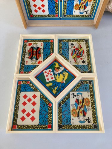 225⚜️ Ancien Jeu De Société Jeu du Nain Jaune - Boîte en Bois avec Jetons