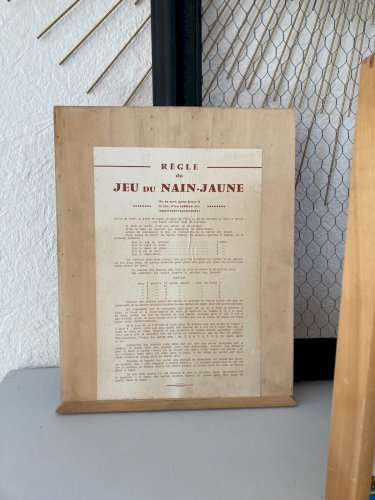 225⚜️ Ancien Jeu De Société Jeu du Nain Jaune - Boîte en Bois avec Jetons