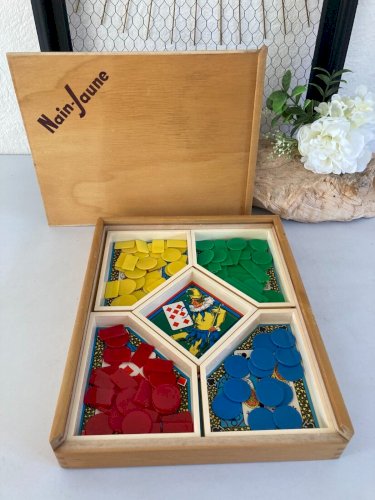 225⚜️ Ancien Jeu De Société Jeu du Nain Jaune - Boîte en Bois avec Jetons