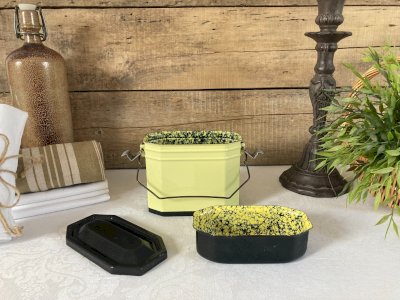 226⚜️ Vintage Yellow Enamelled Steel Workers' Trough