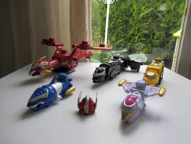 24⚜️ Robot Power Rangers Figurine DX Megazord - Megaforce 5 Animaux