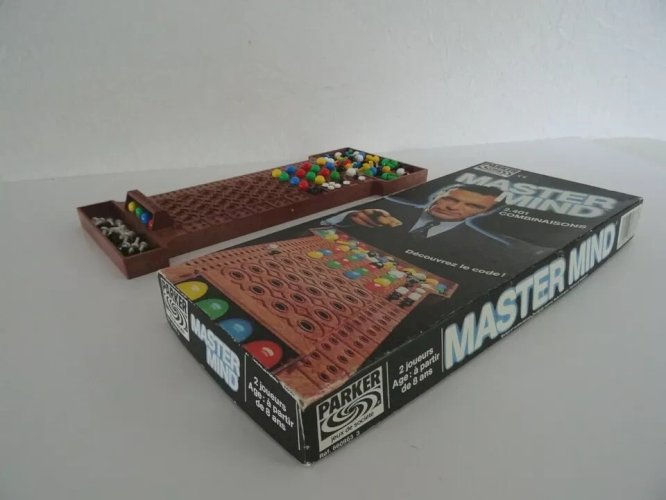 25⚜Ancien Jeu de Société Master Mind Parker 2401 Combinaisons Découvrez Le Code