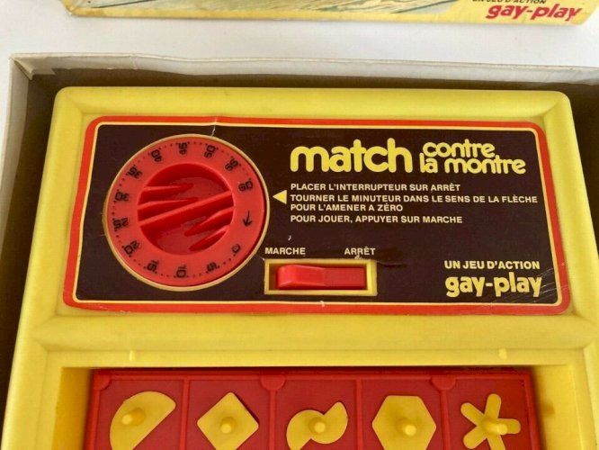 27⚜️ Ancien Jeu De Société Match Contre La Montre Jeu D'action Gay-Play Complet