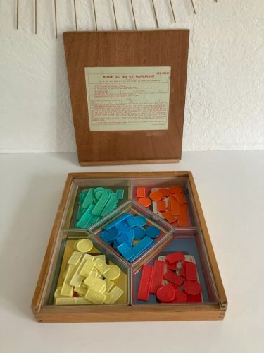 29 ⚜ Ancien Jeu De Société Jeu du Nain Jaune - Boîte en Bois avec Jetons Vintage