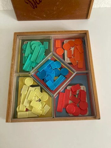 29 ⚜ Ancien Jeu De Société Jeu du Nain Jaune - Boîte en Bois avec Jetons Vintage
