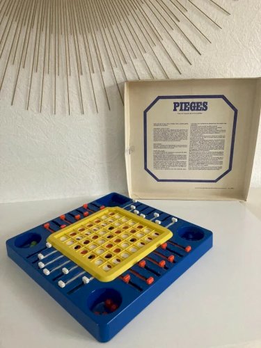 29 ⚜ Ancien Jeu De Société Pièges MB Qui Sauvera ses Billes ? Année 1972 Vintage