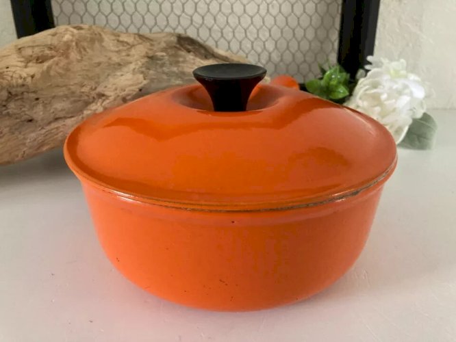 29 ⚜️ Ancienne Casserole Poêle Le Creuset 20 en Fonte Émaillée Orange