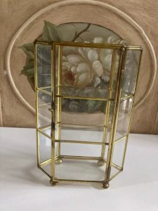29 ⚜️ Vintage Brass Decorative Small Showcase
