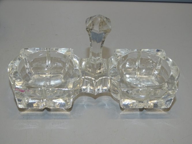 -3 ANCIENNES SALIERES de TABLE VERRE ou CRISTAL COLLECTION DECO TABLE  D