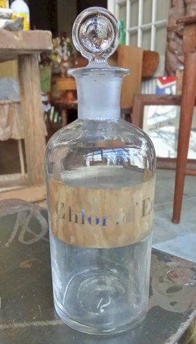 3 Anciens flacons pharmacie apothicaire verre soufflé pharmacy apothecary bottle