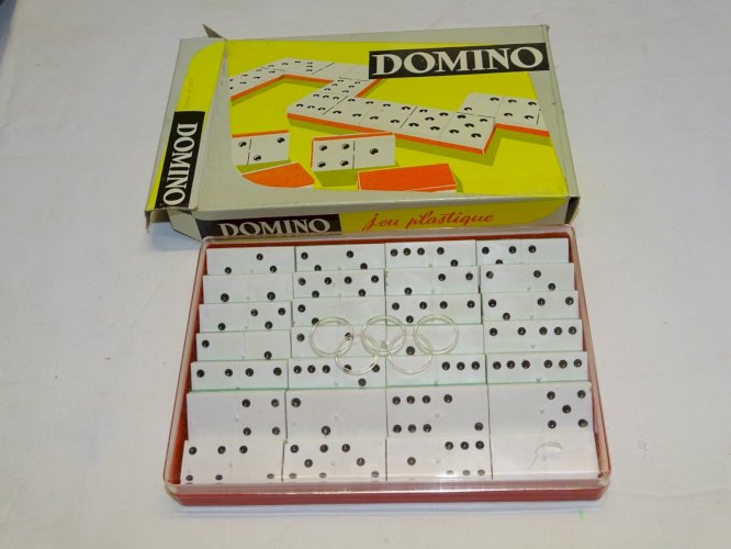 -3 ANCIENS JEUX DE VOYAGE VINTAGE DAMES DOMINOS PETITS CHEVAUX état neuf   D