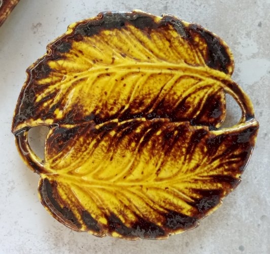 3 Anciens Plateau Dessous De Plat Céramique Barbotine Feuille  Kernadec Paris