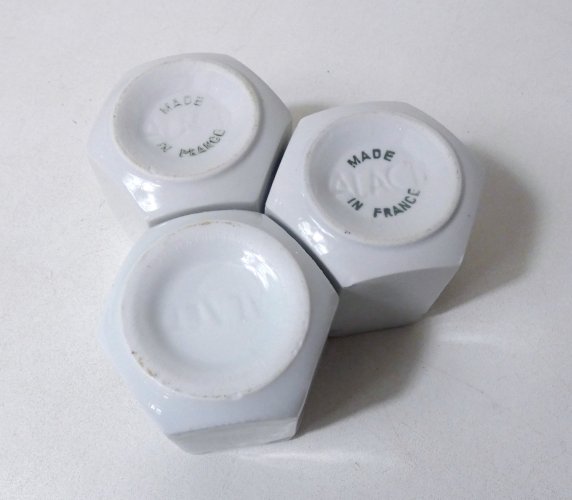 3 anciens pots de yaourt YALACTA vintage