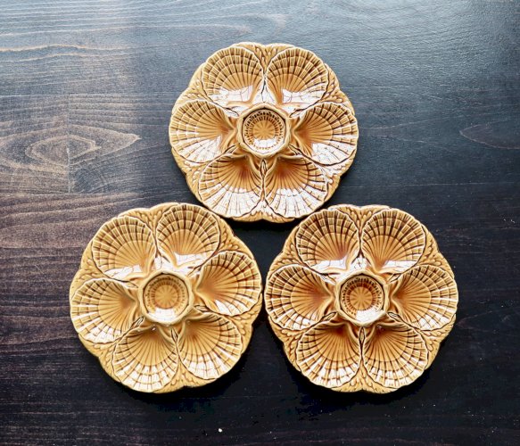 3 assiettes à huîtres vintage Sarreguemines – Barbotine