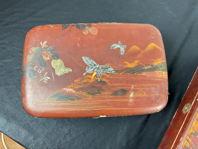 3 Coffrets , boîte en Laque Décor oiseaux …….Japon - XIXème