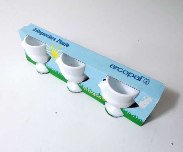 3 coquetiers Arcopal poules blanches vintage