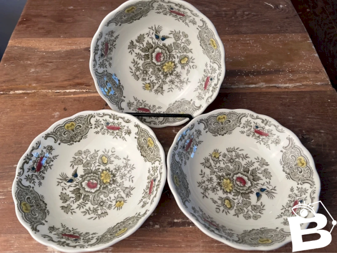 3 coupelles Ridgway modèle Windsor