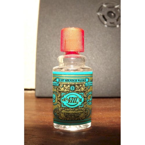 3 Flacons¨Parfums Anciens
