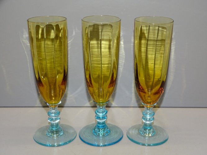 -3 FLUTES A CHAMPAGNE CRISTAL GEORGES SAND SANS MARQUE VISIBLE COLLECTION DECO D