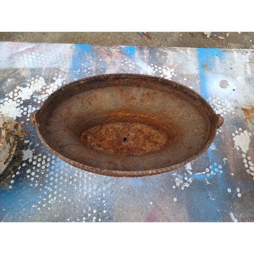 3 Jardinières en Fonte 1900 : Charleville - Mézières