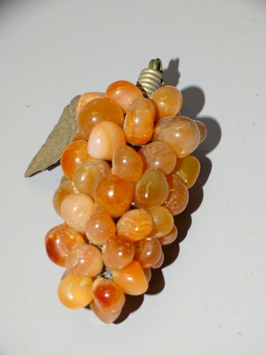 - 3 PETITES GRAPPES de RAISIN DIFFERENTES PIERRES de COULEUR et AGATE   D