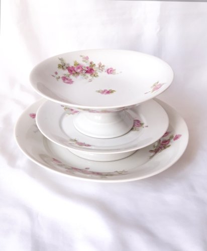 3 plats assortis porcelaine opaque 19ème décor de roses