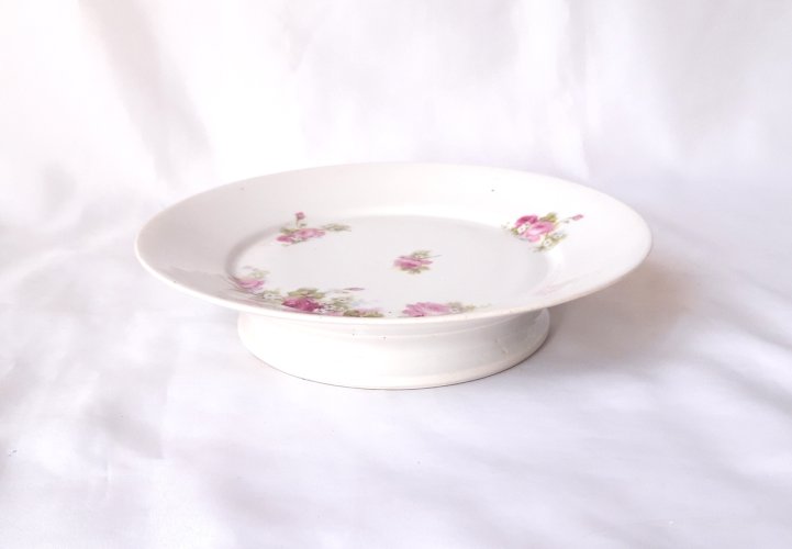 3 plats assortis porcelaine opaque 19ème décor de roses