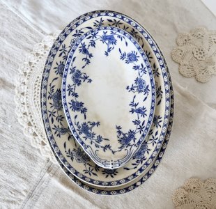 3 plats de service ovales - Service porcelaine Dresden - Motif fleuri