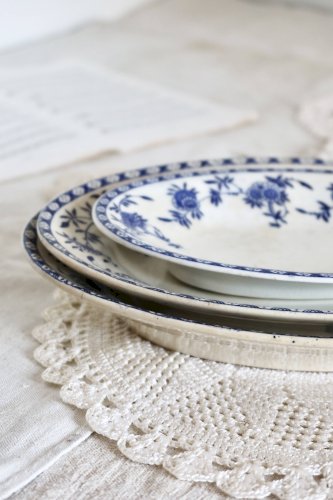 3 plats de service ovales - Service porcelaine Dresden - Motif fleuri