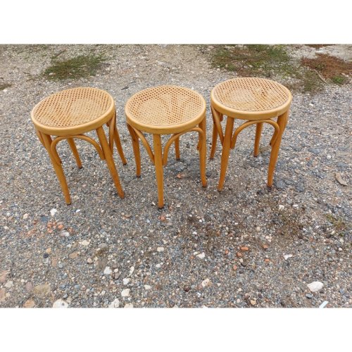 3 Tabourets Bois et Cannage