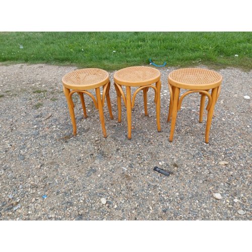 3 Tabourets Bois et Cannage