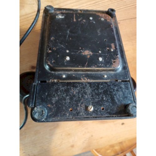 3 Téléphones en Bakélite