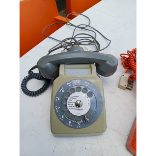 3 Téléphones Vintage des Années 70