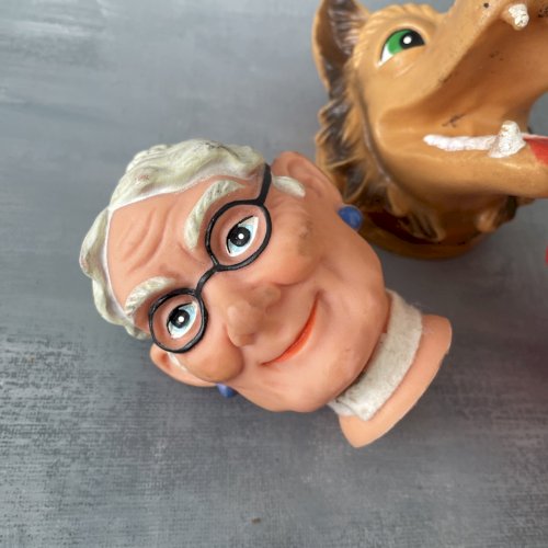 3 têtes de marionnette vintage Le Petit Chaperon Rouge , le loup et mère grand