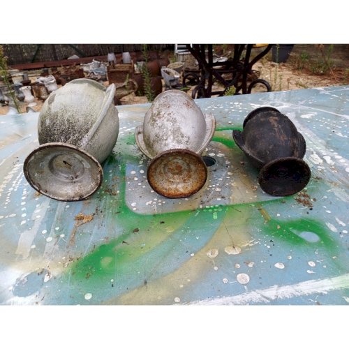 3 Vases en Fonte 1900 de Charleville - Mézières