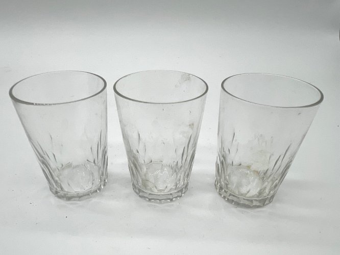 3 Verres à Liqueur en Cristal Signés – Baccarat France – Modèle Richelieu – Vint