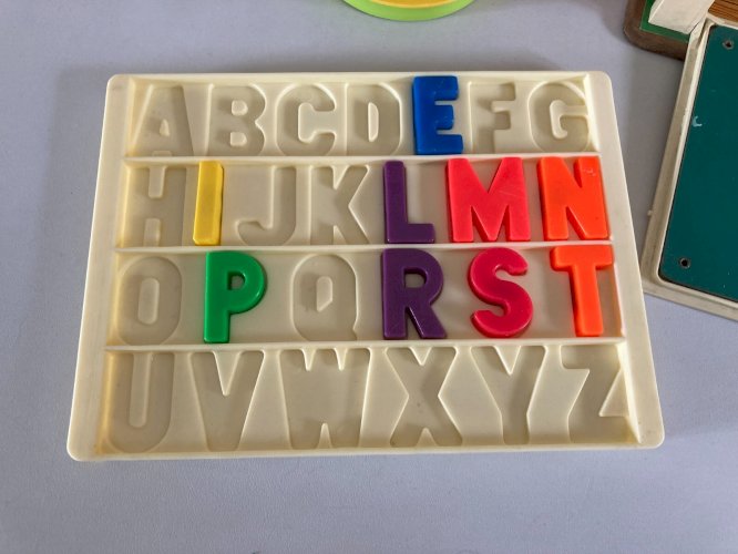 325⚜️ Ancien Jouet École Fisher Price 923 Play Family School et Clochette