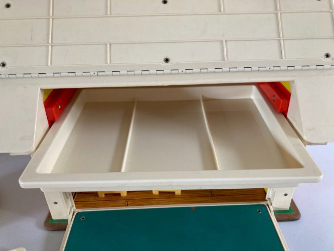 325⚜️ Ancien Jouet École Fisher Price 923 Play Family School et Clochette