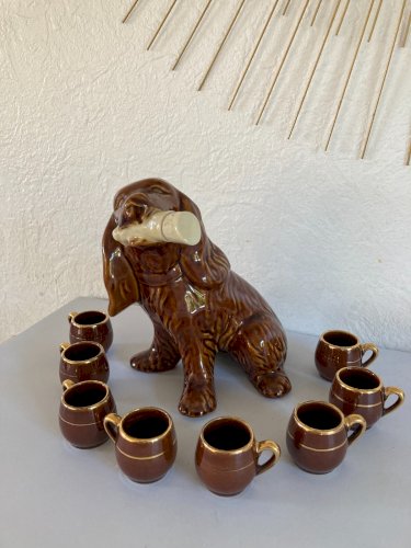 325⚜️ Ancienne Carafe Liqueur en Forme de Chien Céramique CASANOVE avec 8 Verres