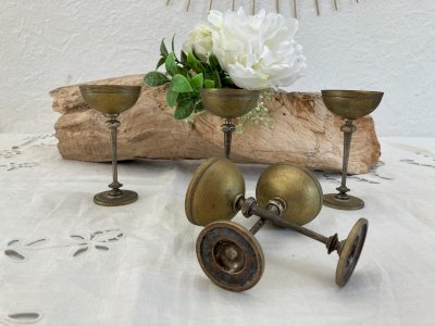325⚜️ Antique Liqueur Glass Decoration in Brass 5 Glasses Tall 9.5 cm Vintage