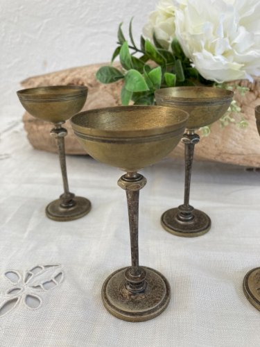 325⚜️ Décoration Ancien Verre à Liqueur en Laiton 5 Verres Haut 9,5 Cm Vintage