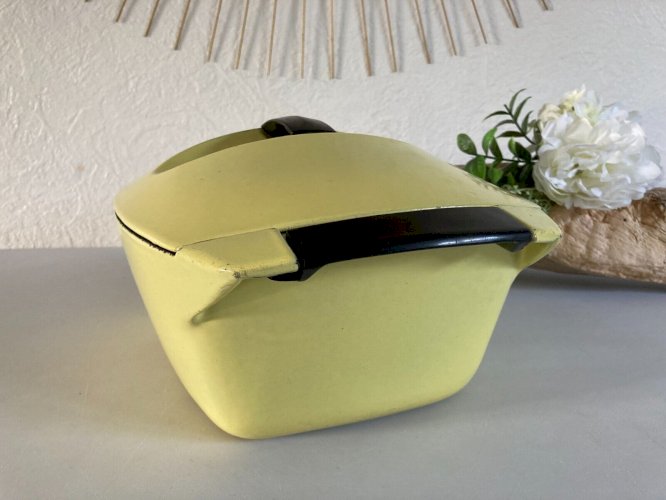 325⚜️Ancienne Cocotte Faitout Le Creuset Design Raymond Loewy en Fonte Émaillée