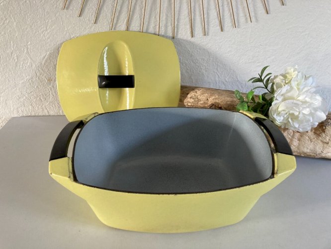 325⚜️Ancienne Cocotte Faitout Le Creuset Design Raymond Loewy en Fonte Émaillée