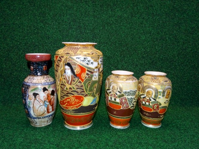 -4 ANCIENS VASES PORCELAINE SATSUMA JAPON  COLLECTION DECO VITRINE   D