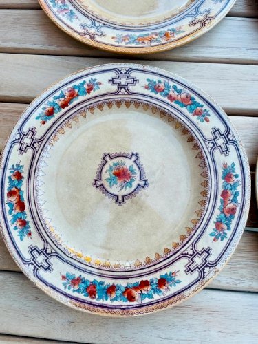 4 Assiettes 19ème Anglaises polychrome