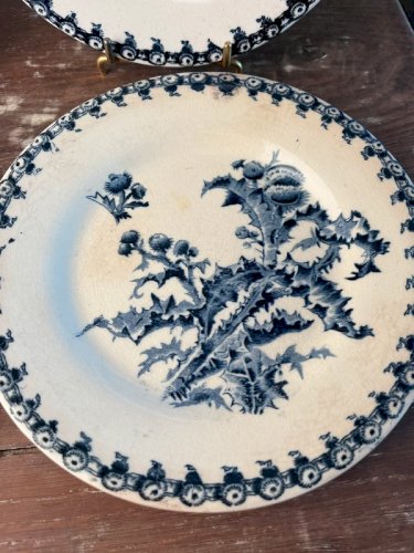 4 assiettes à dessert Gien 1878 modèle Chardons