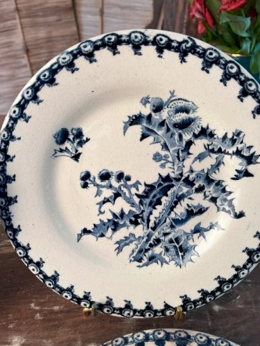 4 assiettes à dessert Gien 1878 modèle Chardons